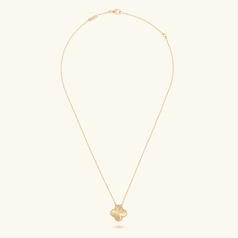 Clover Gold Pendant