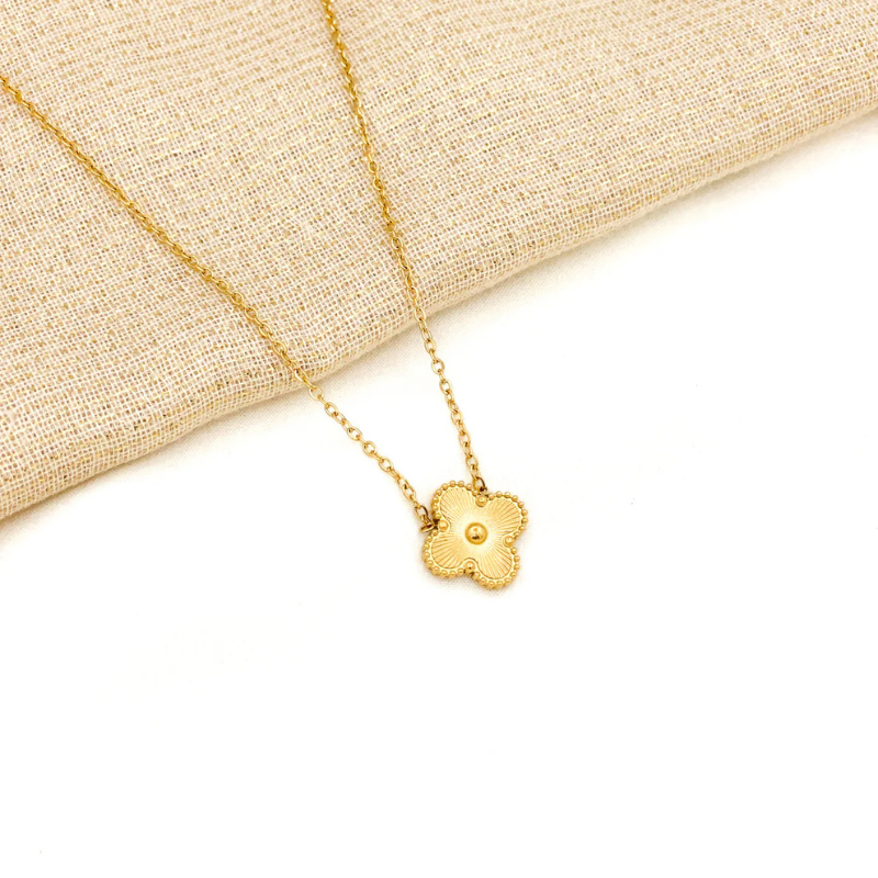 Clover Gold Pendant