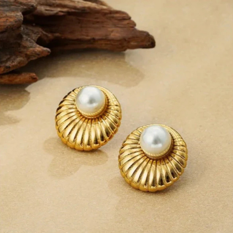 Shell Pearl Hoops Earrings